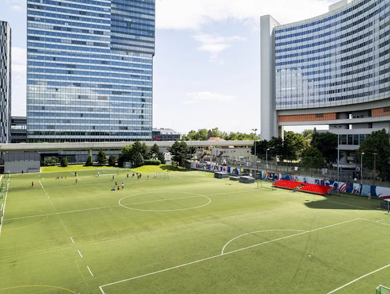 Kunstrasenplatz